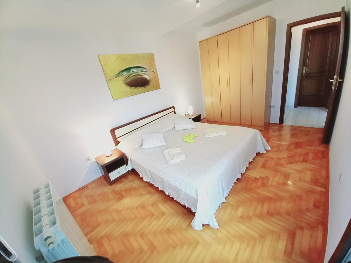 Iva Apartman PUY Eksteriør bilde