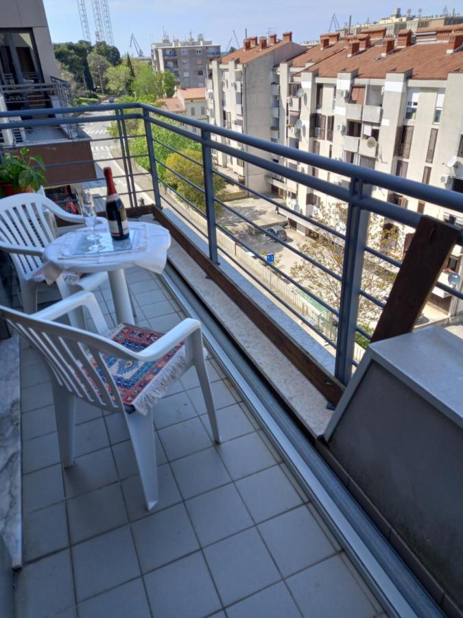 Iva Apartman PUY Eksteriør bilde